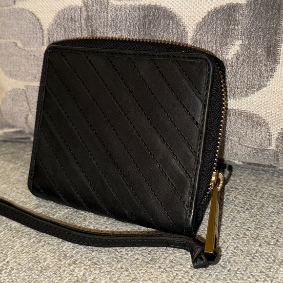 Margot Leather Wallet - Picture 8 of 9